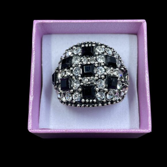 Swarovski Dome Ring Black White Crystal SZ7 Glam Statement Goth Whimsigoth Bling - Picture 2 of 8